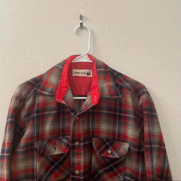 Outreach flannel shirt red medium - Picture 2 of 5
